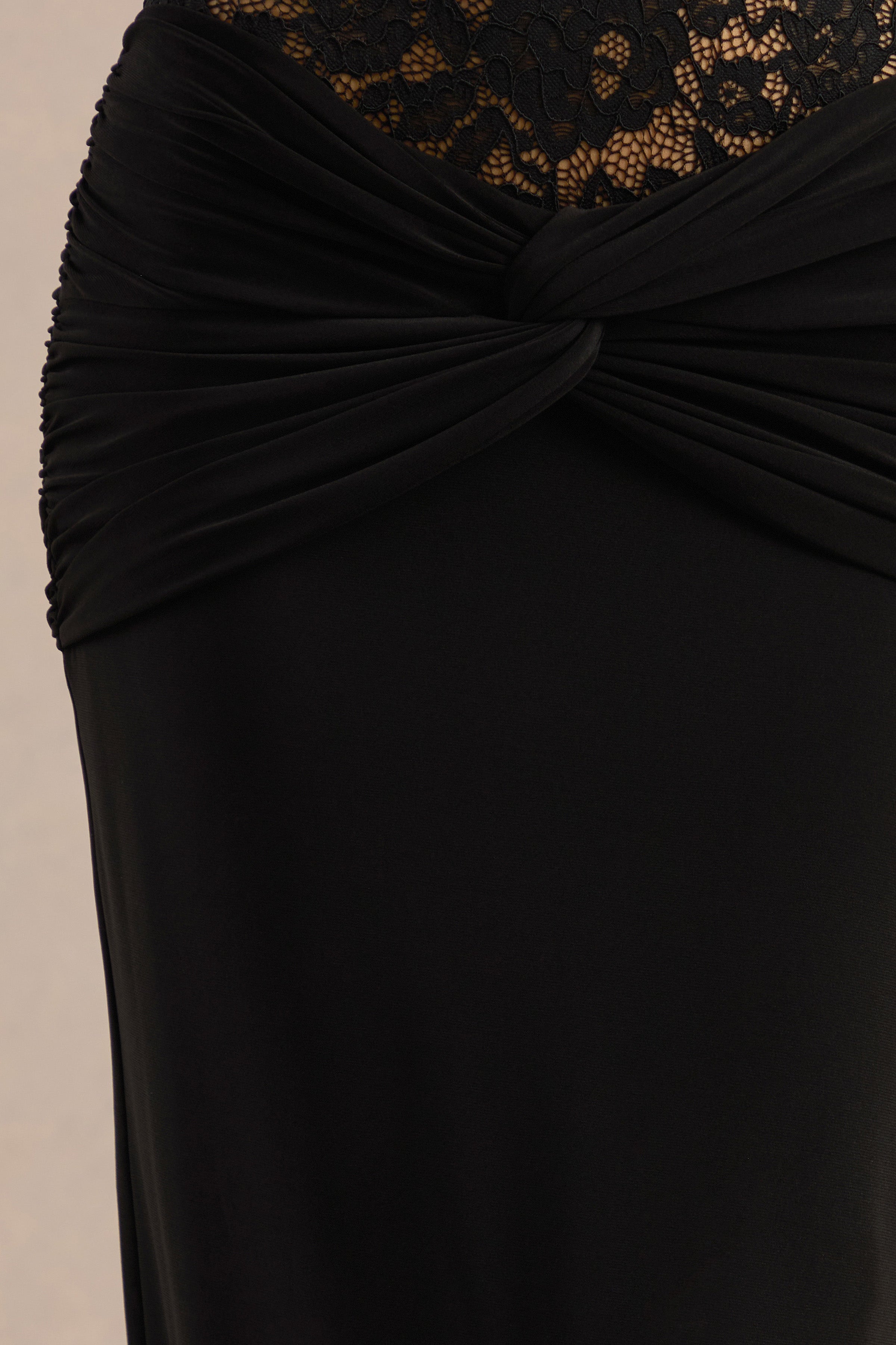 Florine | Black Twisted Waist Maxi Skirt