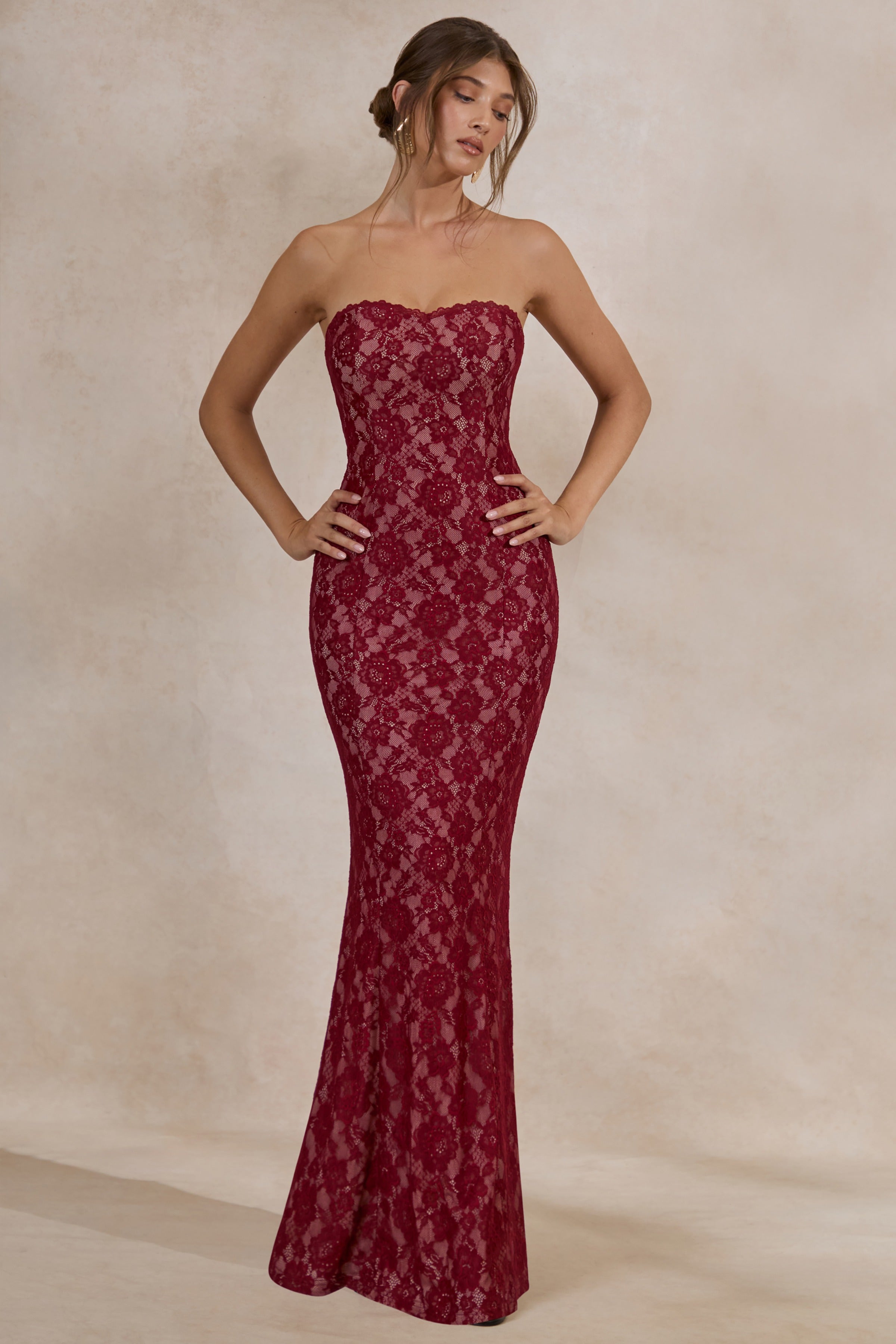 Mirellia | Dark Red Lace Sweetheart-Neck Maxi Dress