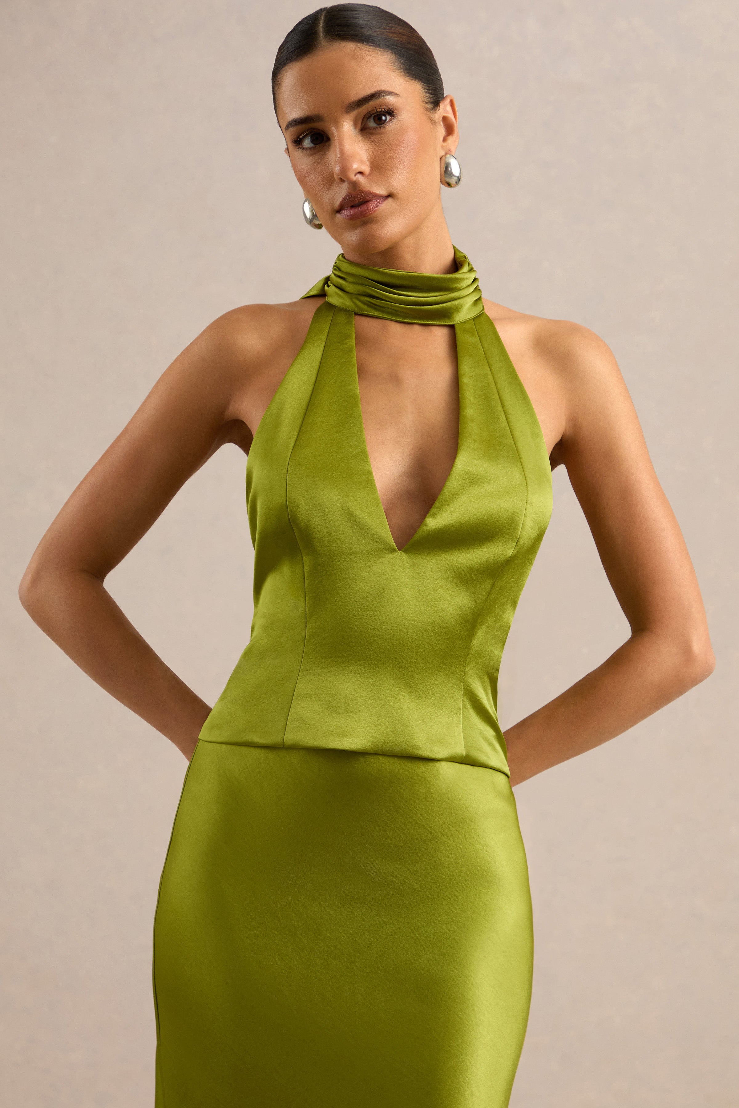 Lareina | Olive Satin Halter-Neck Top
