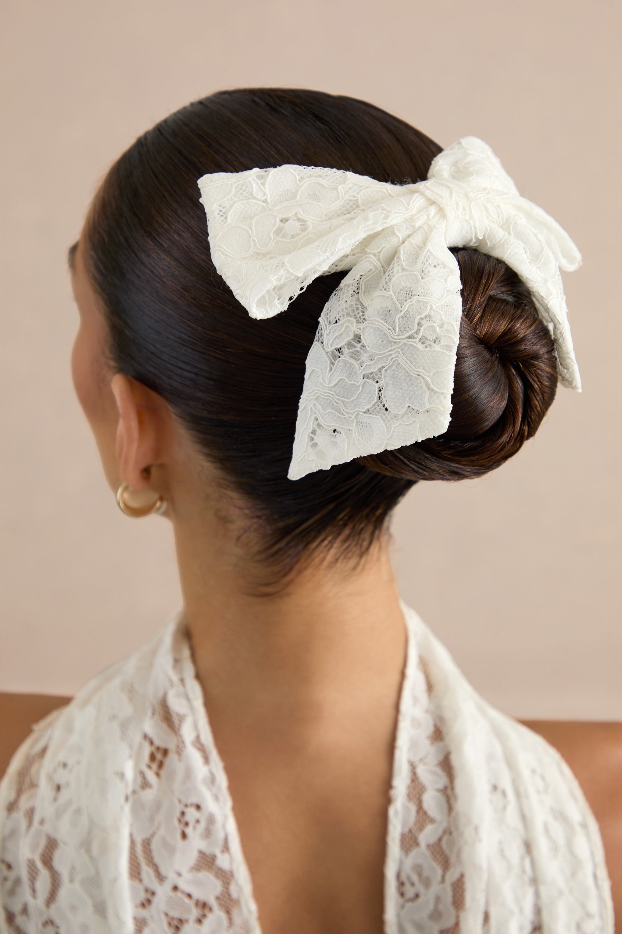 Taryna | White Lace Hair Bow