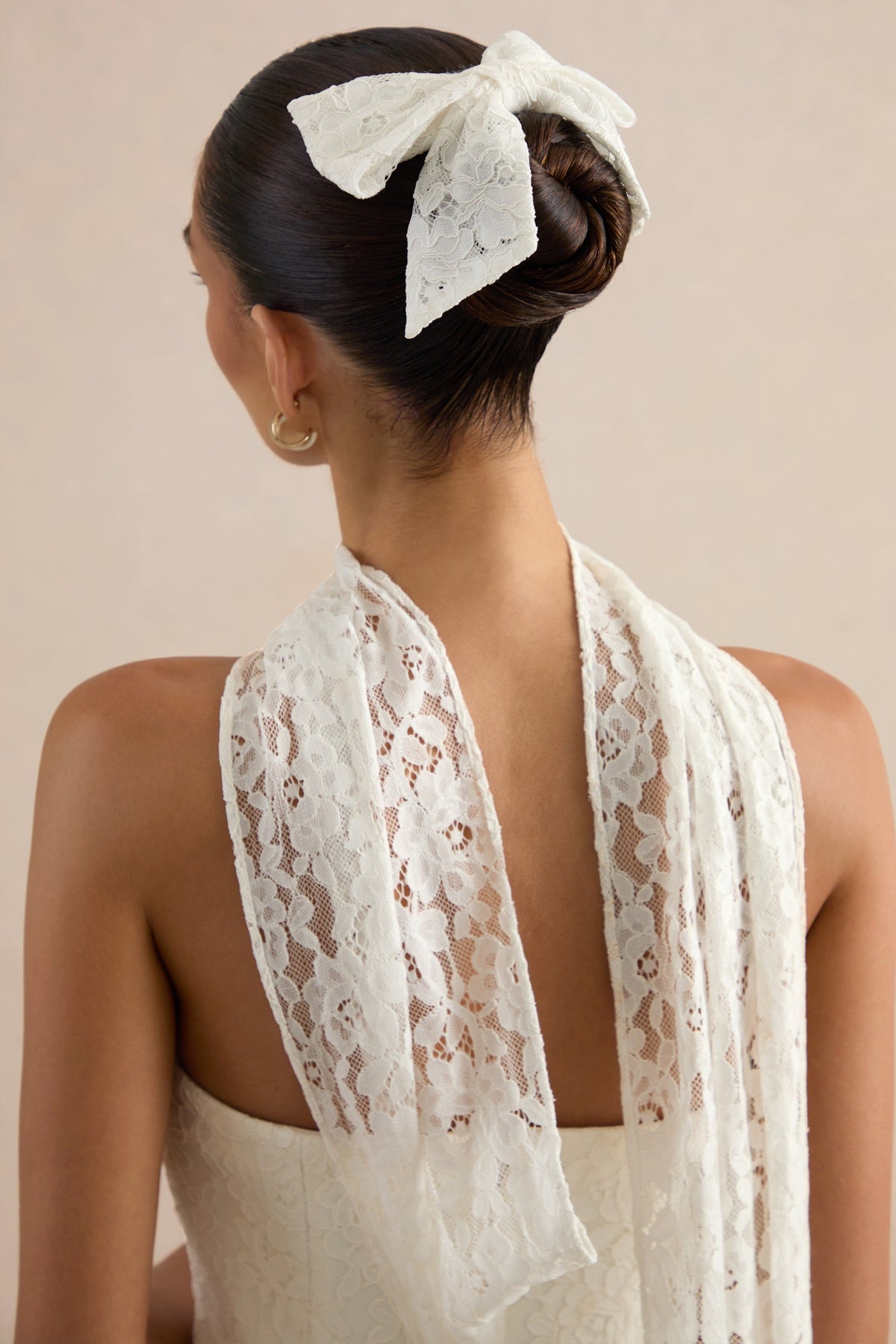 Taryna | White Lace Hair Bow