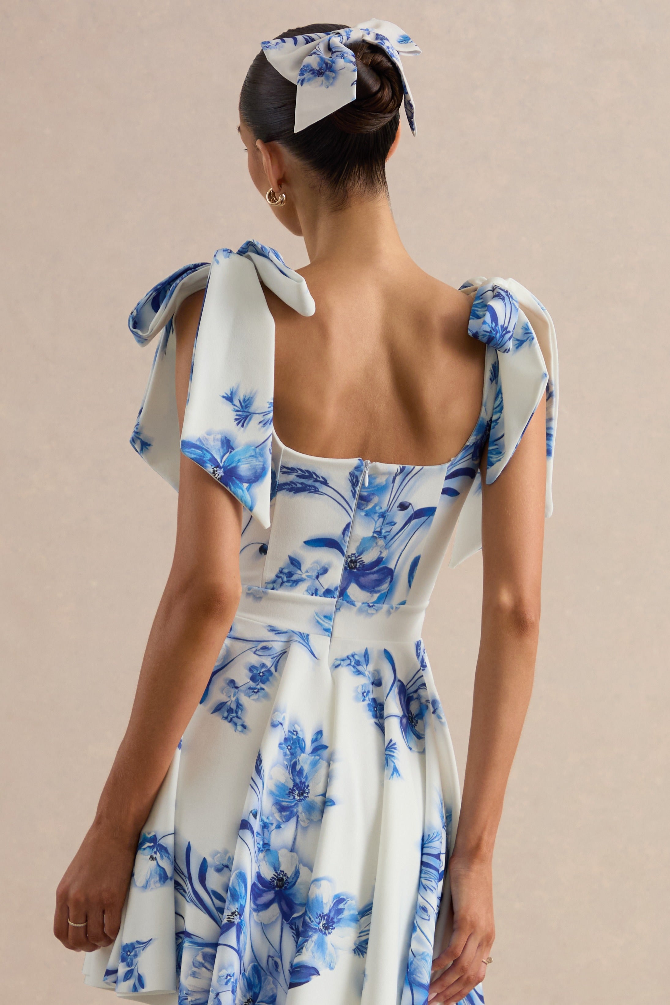 Tullia | Blue and White Floral Print Hair Bow