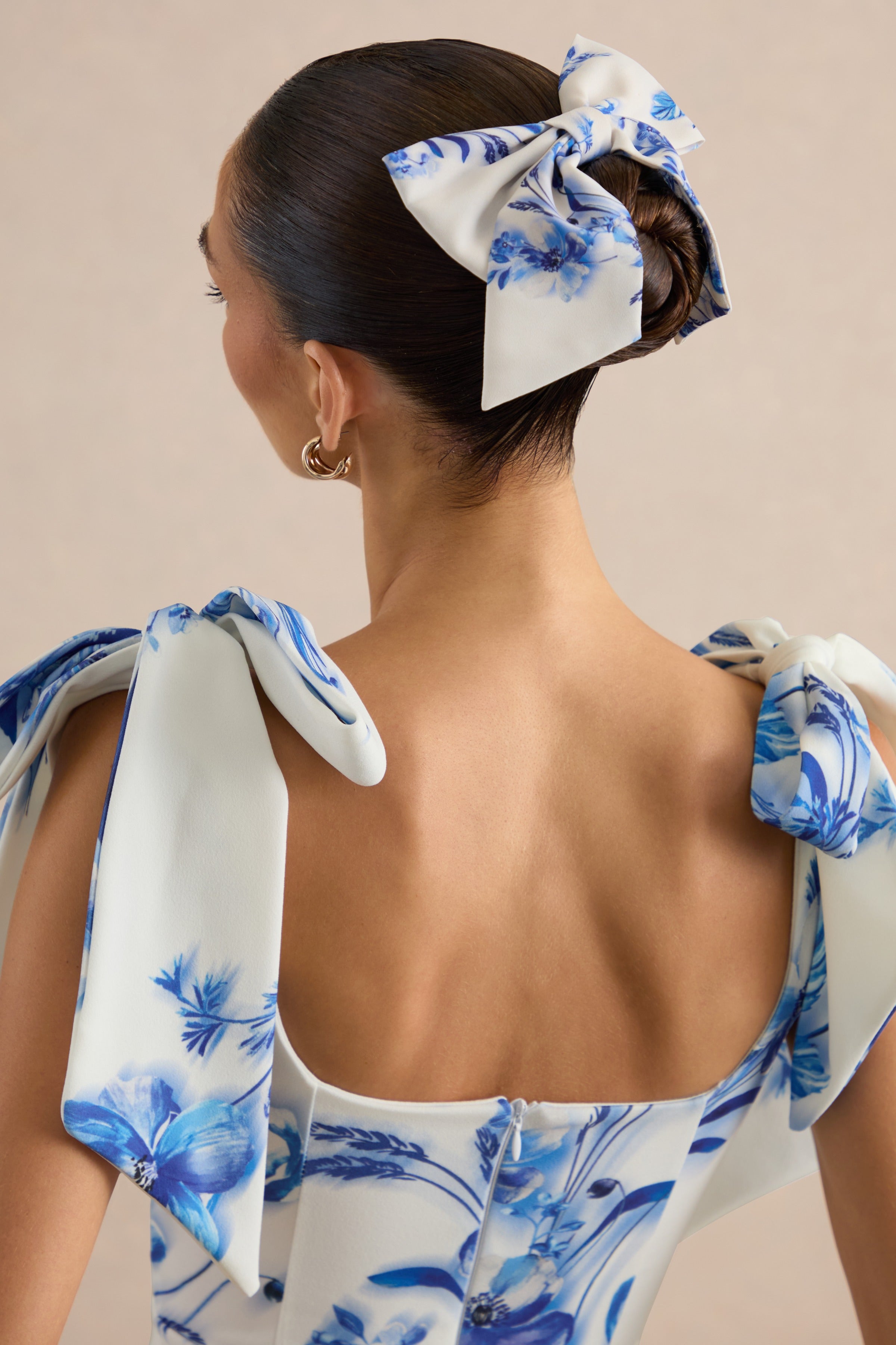 Tullia | Blue and White Floral Print Hair Bow